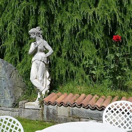 Hotel Kreuz 3*